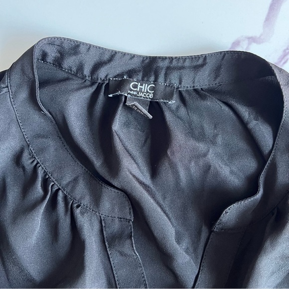 Bundle of clothes (size Small) - Picture 8 of 14